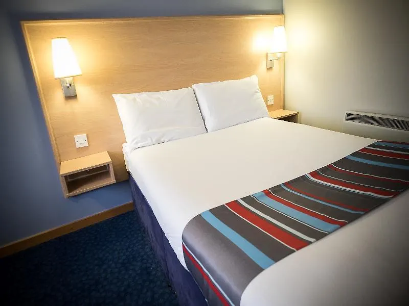 Travelodge קורק 3*,