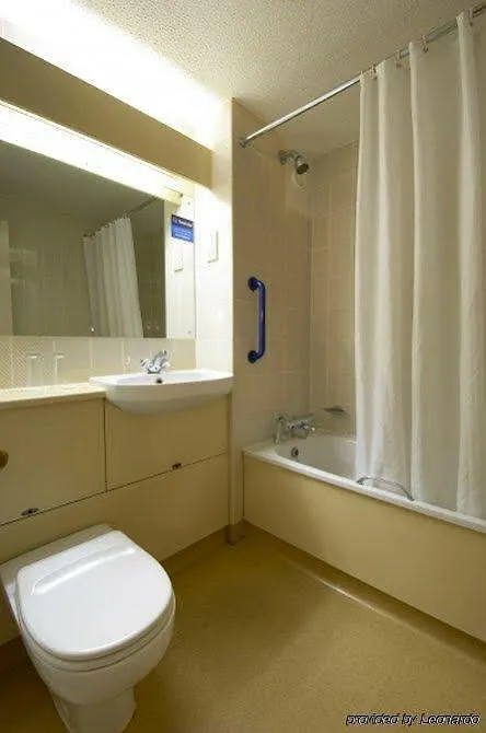 מלון Travelodge קורק